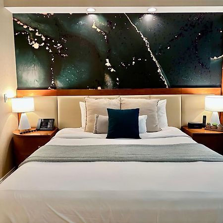 Balcony Full Strip View Suite Mgm Signature Free Valet 拉斯维加斯 外观 照片