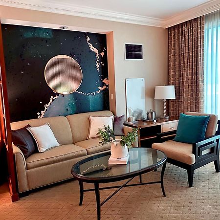 Balcony Full Strip View Suite Mgm Signature Free Valet 拉斯维加斯 外观 照片