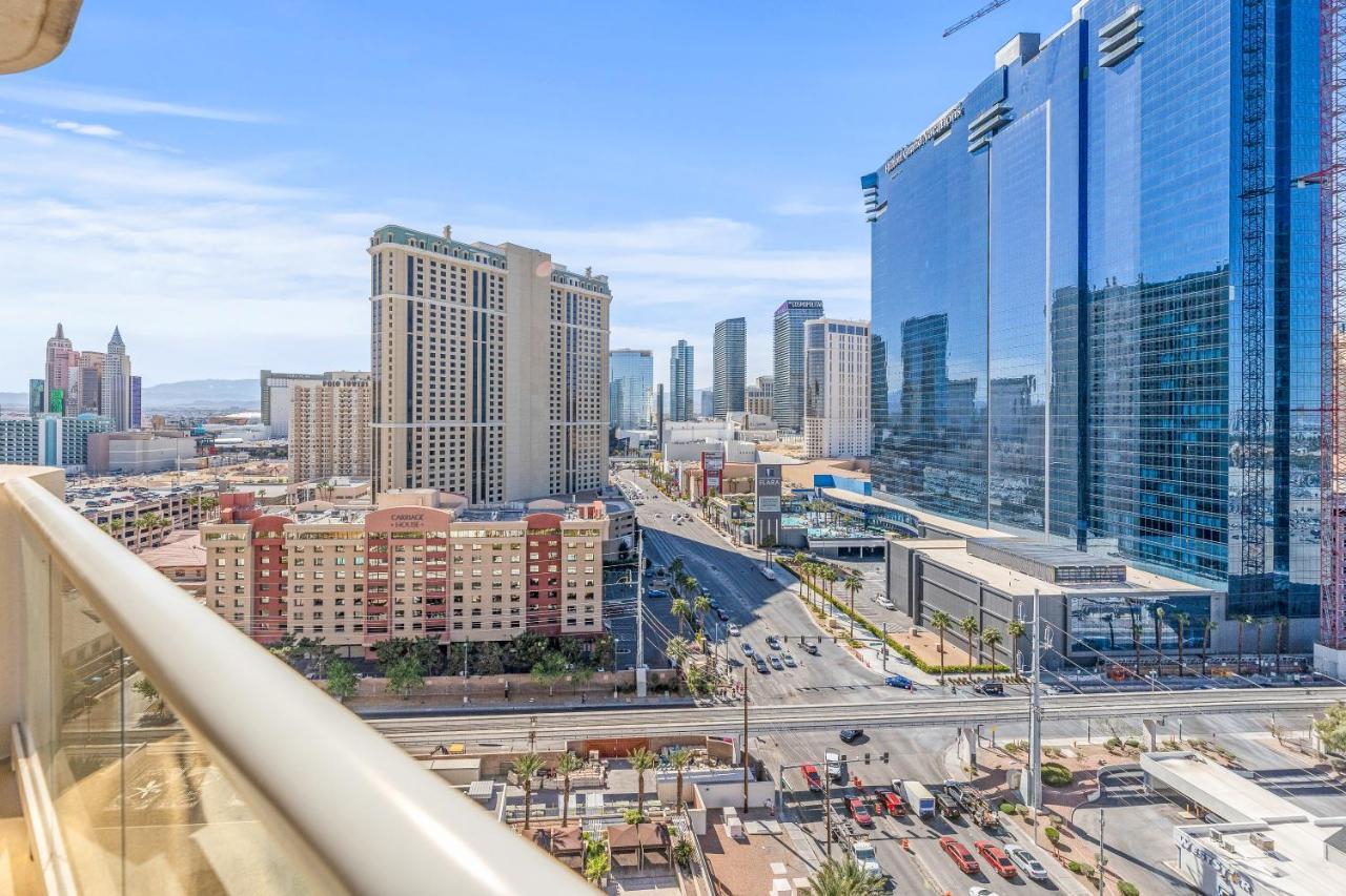 Balcony Full Strip View Suite Mgm Signature Free Valet 拉斯维加斯 外观 照片
