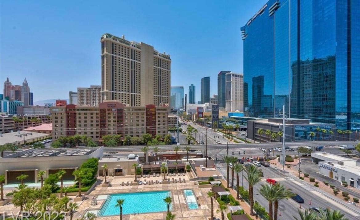 Balcony Full Strip View Suite Mgm Signature Free Valet 拉斯维加斯 外观 照片