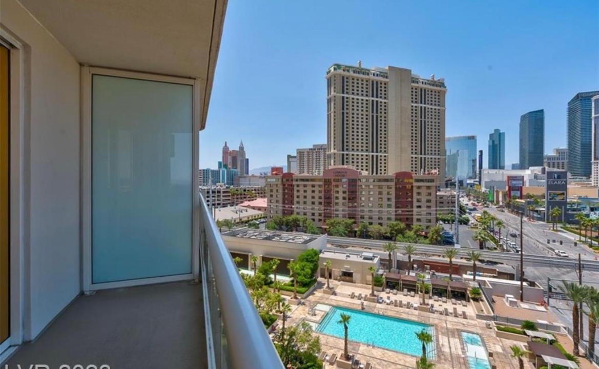 Balcony Full Strip View Suite Mgm Signature Free Valet 拉斯维加斯 外观 照片